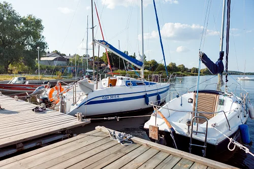 Engagement on a yacht — Love Story, story 0001