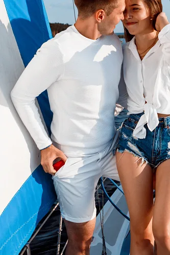 Engagement on a yacht — Love Story, story 0027