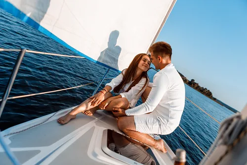Engagement on a yacht — Love Story, story 0052