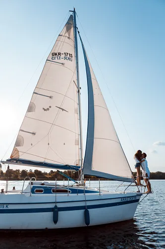 Engagement on a yacht — Love Story, story 0063