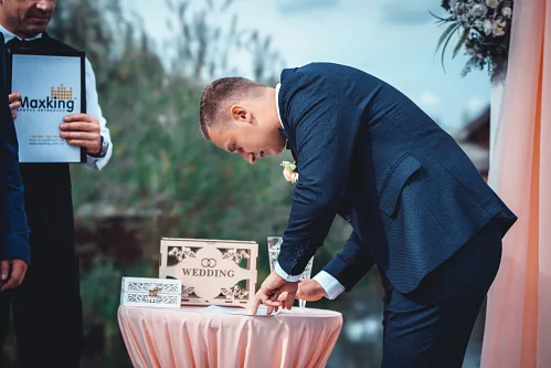 Lisa and Anton — Wedding story, photo 83