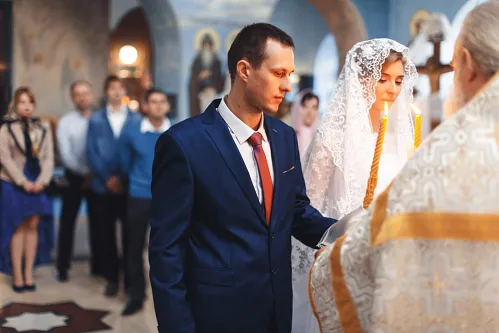 Alex and Anna — Wedding in church, photo 47