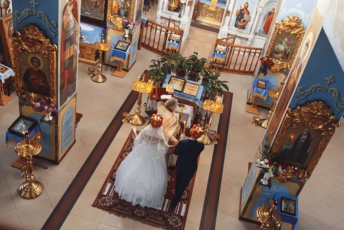 Alex and Anna — Wedding in church, photo 93