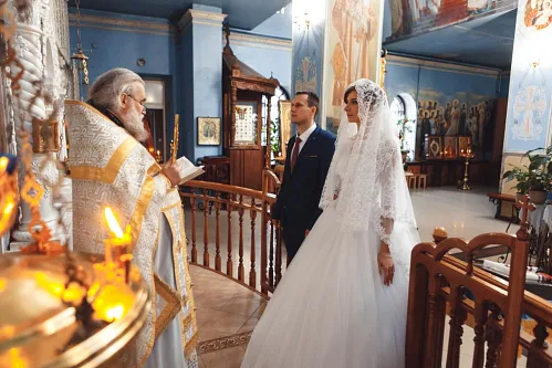 Alex and Anna — Wedding in church, photo 96