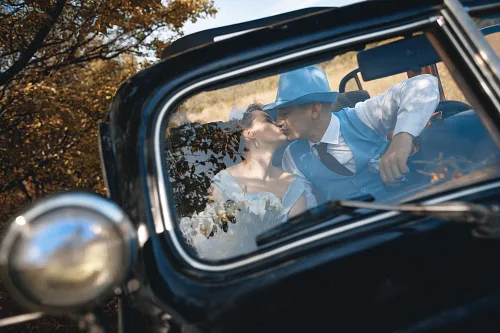 Tanya and Konstantin — Retro wedding, wed 0073