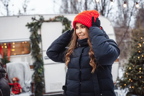 Girls and a vintage trailer — Photoshoot, photo 10