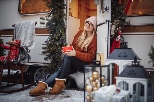Girls and a vintage trailer — Photoshoot, photo 35