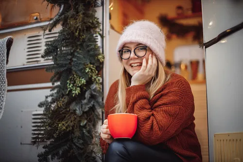 Girls and a vintage trailer — Photoshoot, photo 37