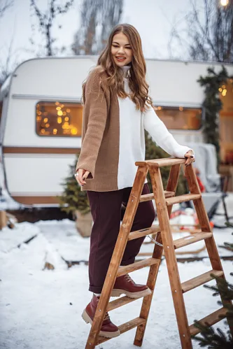 Girls and a vintage trailer — Photoshoot, photo 57