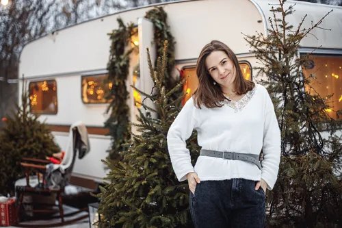 Girls and a vintage trailer — Photoshoot, photo 78