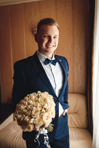 Tanya and Bogdan — Wedding in church, photo 16