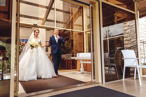 Tanya and Bogdan — Wedding in church, photo 29