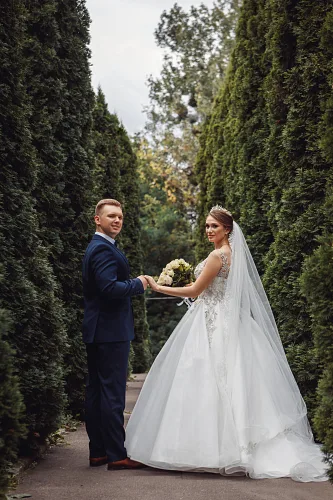 Tanya and Bogdan — Wedding in church, photo 34