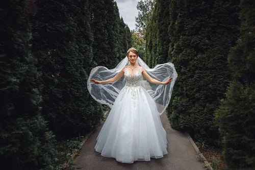 Tanya and Bogdan — Wedding in church, photo 38