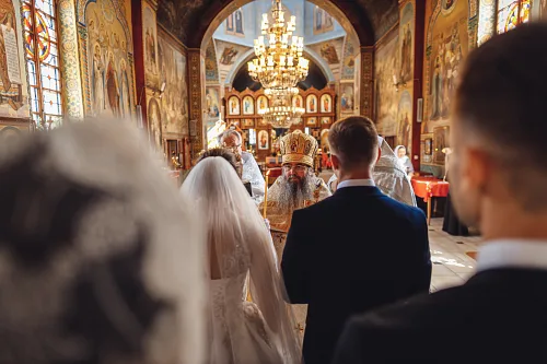Tanya and Bogdan — Wedding in church, photo 54