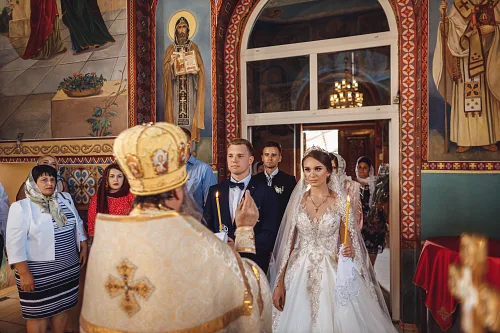 Tanya and Bogdan — Wedding in church, photo 55