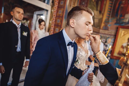 Tanya and Bogdan — Wedding in church, photo 64