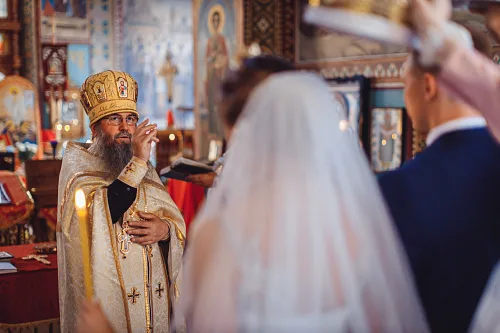 Tanya and Bogdan — Wedding in church, photo 78