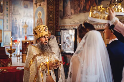 Tanya and Bogdan — Wedding in church, photo 84