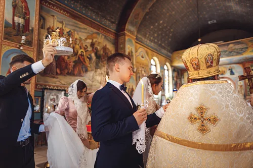 Tanya and Bogdan — Wedding in church, photo 89