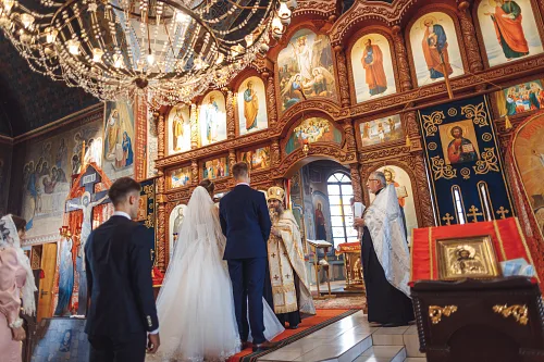 Tanya and Bogdan — Wedding in church, photo 95