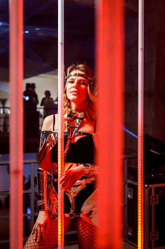 Kate Burningman — Birthday party, story 015