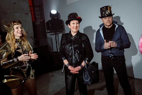 Kate Burningman — Birthday party, story 125
