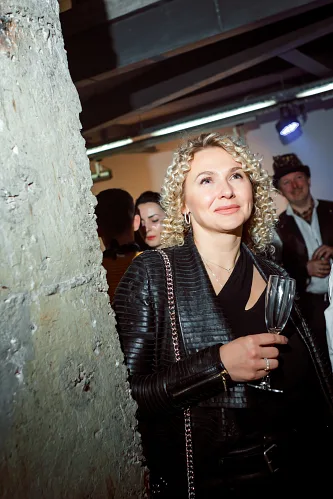 Kate Burningman — Birthday party, story 149