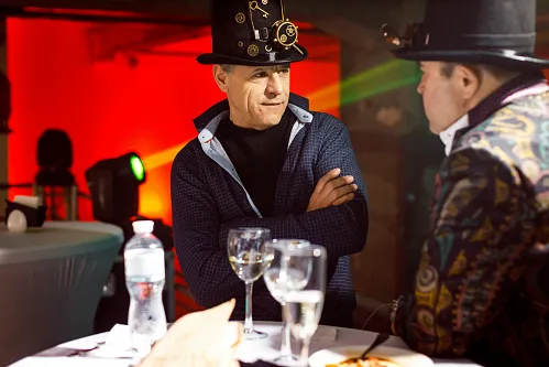 Kate Burningman — Birthday party, story 192