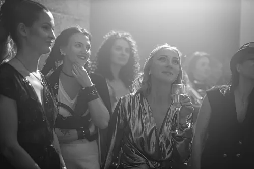 Kate Burningman — Birthday party, story 199