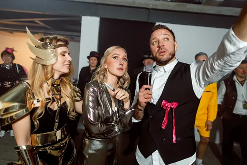 Kate Burningman — Birthday party, story 211