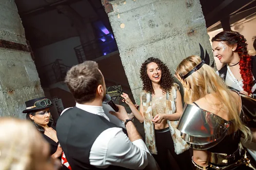 Kate Burningman — Birthday party, story 232