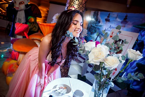 Ann in Wonderland — 18th birthday, photo 42