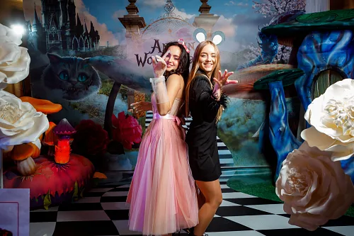 Ann in Wonderland — 18th birthday, photo 69
