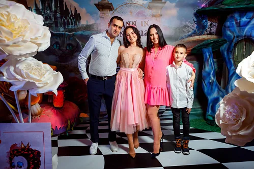 Ann in Wonderland — 18th birthday, photo 71