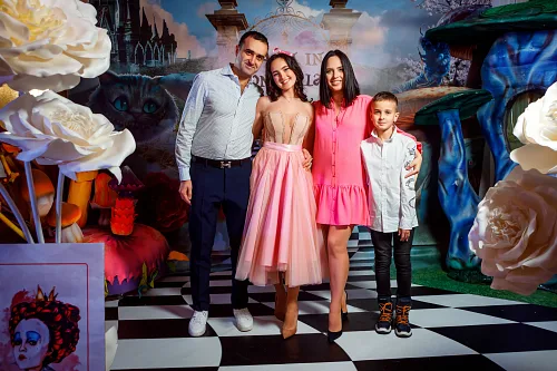 Ann in Wonderland — 18th birthday, photo 72