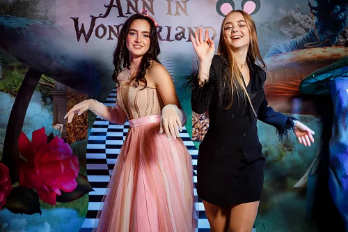 Ann in Wonderland — 18th birthday, photo 86