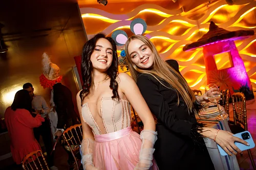 Ann in Wonderland — 18th birthday, photo 91