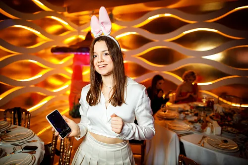 Ann in Wonderland — 18th birthday, photo 97