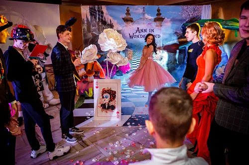 Ann in Wonderland — 18th birthday, photo 114