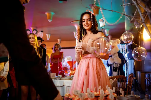 Ann in Wonderland — 18th birthday, photo 122