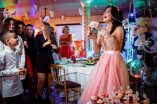 Ann in Wonderland — 18th birthday, photo 125