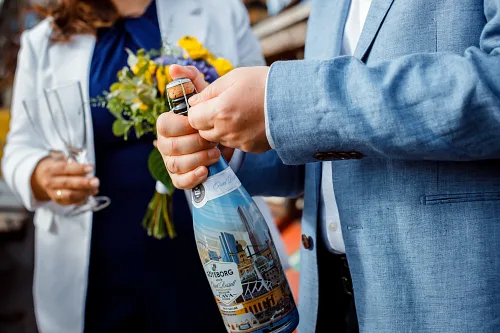 Darina and Paul — Aboard the Göteborg, photo 40