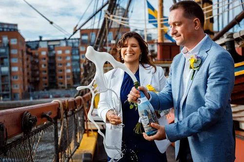 Darina and Paul — Aboard the Göteborg, photo 41