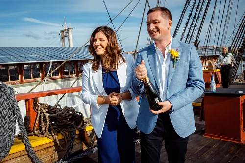 Darina and Paul — Aboard the Göteborg, photo 54