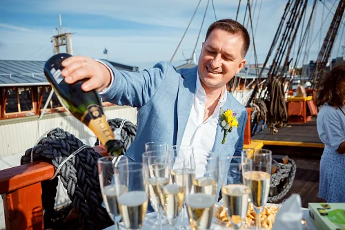 Darina and Paul — Aboard the Göteborg, photo 58