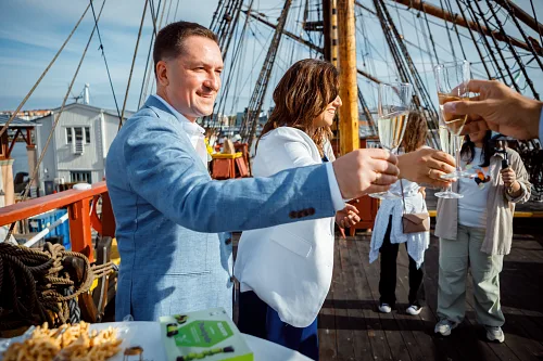 Darina and Paul — Aboard the Göteborg, photo 60