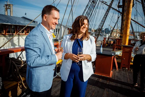 Darina and Paul — Aboard the Göteborg, photo 63