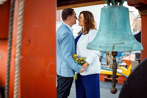 Darina and Paul — Aboard the Göteborg, photo 100